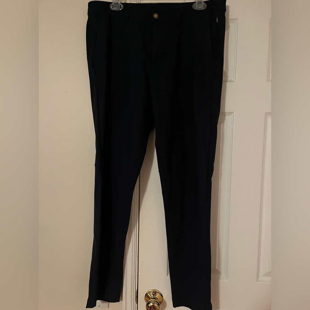Men’s lululemon pants in navy size 36